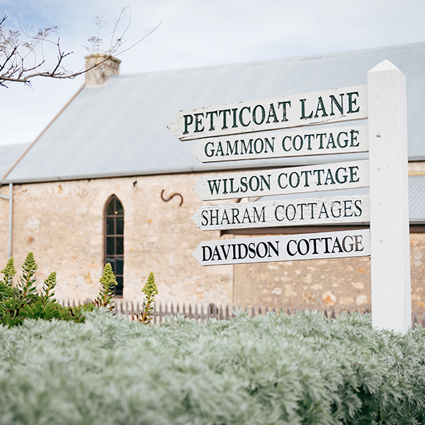 heritage-headstone-haggis-tour-and-tasting